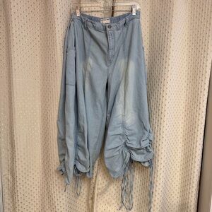 Free People
We The Free Lily Fields Cinch Jeans